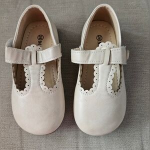 Meckior Toddler Little Girl Cream Shoes